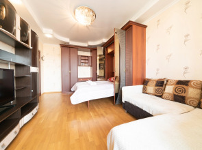 Апартаменты на Богатырском проспекте 26/1