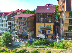 Отель Виола