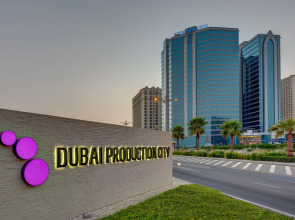 Отель Vintage Grand