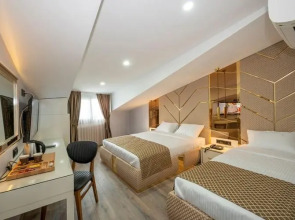 Luxury Airport Hotel by Zazzoni