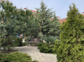 Апартаменты с бассейном и рядом с морем