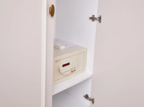 Albinas Hotel Old City