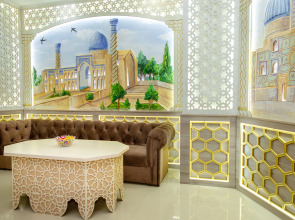 Отель The Royal