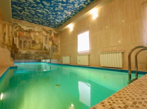 Отель Монарх