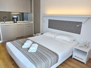 AP-915 v shikarnom Alliance Palace Apartments
