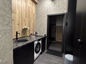 Апартаменты Двухуровневая Студия Лофт на Маяковского 17