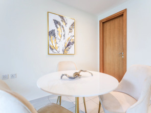 Apartments Elite Lux Holiday Homes - Modern Comfort Studio in Business Bay