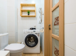 Квартира 1-к у залива на Маркова 8/1 от RentAp, 4 сп.места