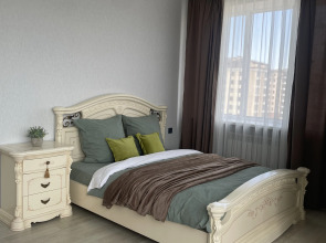 Квартира Просторная на Курсантов Кировцев