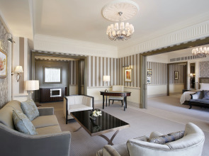 Отель Al Habtoor Palace