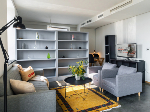 KeyGo #0119 s vidom na Kaskad Apartments