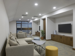 Отель Hampton by Hilton Istanbul Arnavutkoy