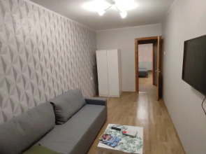 Квартира Двухкомнатная 50 лет Октября 33