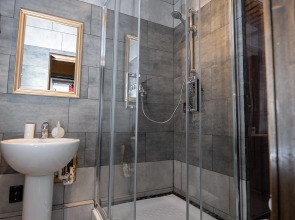 Апартаменты 2-х комнатные в Тихом Центре в стиле Старый Питер