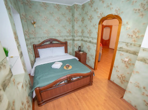 Апартаменты Радищева 12 трехкомнатная