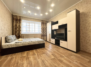 Kvartira Apartamenty na Puhova 31, 5 etaz