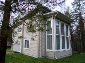 V Korobitsyno Private House