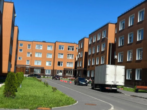 Квартира современная трехкомнатная в Великом Новгороде