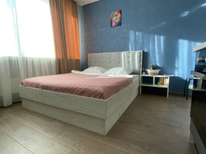 Kvartira studia na Oktabr'skom bul'vare 26