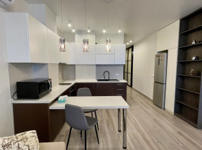 Апартаменты в доме бизнес-класса с видом на Золотой Мост