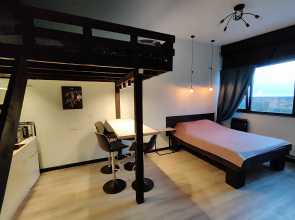 Kvartira-Studiya V Stile Loft Apartment