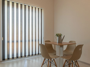 Апартаменты Двухкомнатная Квартира на Мансардном Этаже