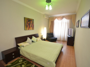 Apartment in the city center on Sobornaya 2