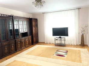 Частный дом Шикарный недалеко от Собора