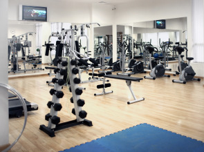 Отель Ани Плаза