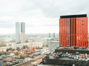 Апартаменты Lalapart Tropikana с ярким ремонтом на 30 этаже небоскреба Савеловский Сити