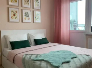 Studiya ryadom s Dinoparkom i Zooparkom Flat
