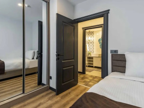Отель BayMari Suites City Life