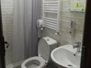 Отель Come & Rest