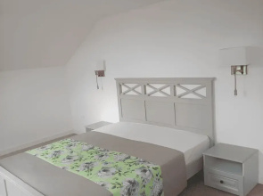 Variant v Dzhubge Apartments