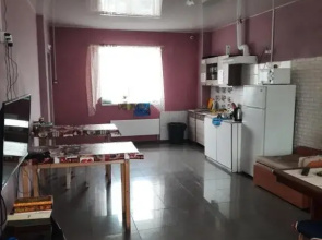 Хостел House New