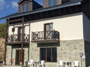 Khando 2023 Guest House