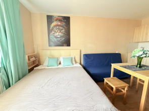 Kvartira studiya Nevabed v Metallostroye na Sadovoy Apartments