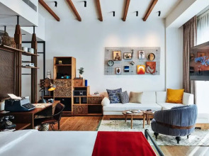 Отель 25hours Hotel Dubai One Central