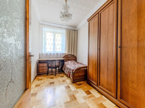 Квартира в Тихом центре Парк Челюскинцев 4 ком.кв.