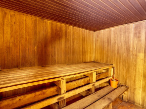 Отель Белое и Черное