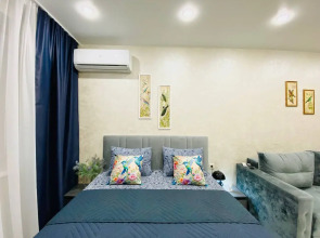 Квартира Люкс Королевский синий