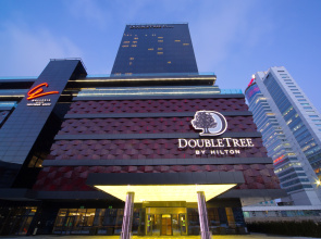 Отель DoubleTree by Hilton Minsk