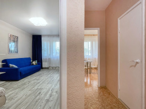 Квартира Welcome Home с Балконом у Метро Народное Ополчение