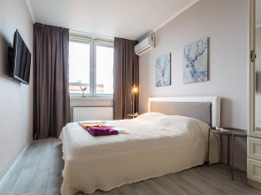 Апартаменты Павлин в парке Юность