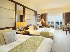 Danat Jebel Dhanna Resort