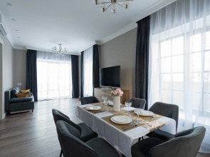 Частный дом Особняк возле Набережной и Моста Влюбленных