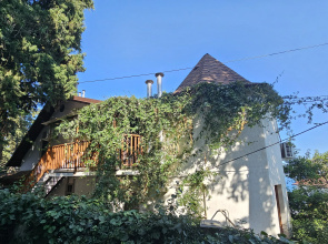 Kiparis Guest house