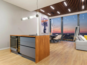 Красивый панорамный апартамент с 2 спальнями