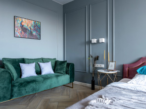 Меблированные комнаты The V Central by VVO Apartments