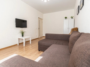 Апартаменты С Новым Ремонтом Возле Парка Краснодар